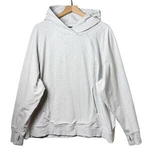 Lululemon Scuba Pullover Sweatshirt in Heathered Core Ultra Light Grey Womens 20